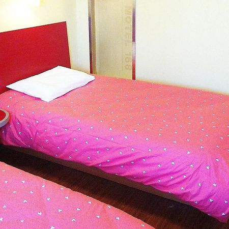 Home Inn Zibo Railway Station Esterno foto